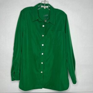 TravelSmith Bright‎ Green Button Up Shirt Top Long Sleeve Size Medium